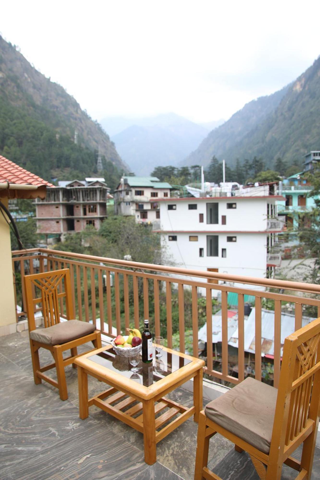 Hotel Purnima Riverside كاسول المظهر الخارجي الصورة