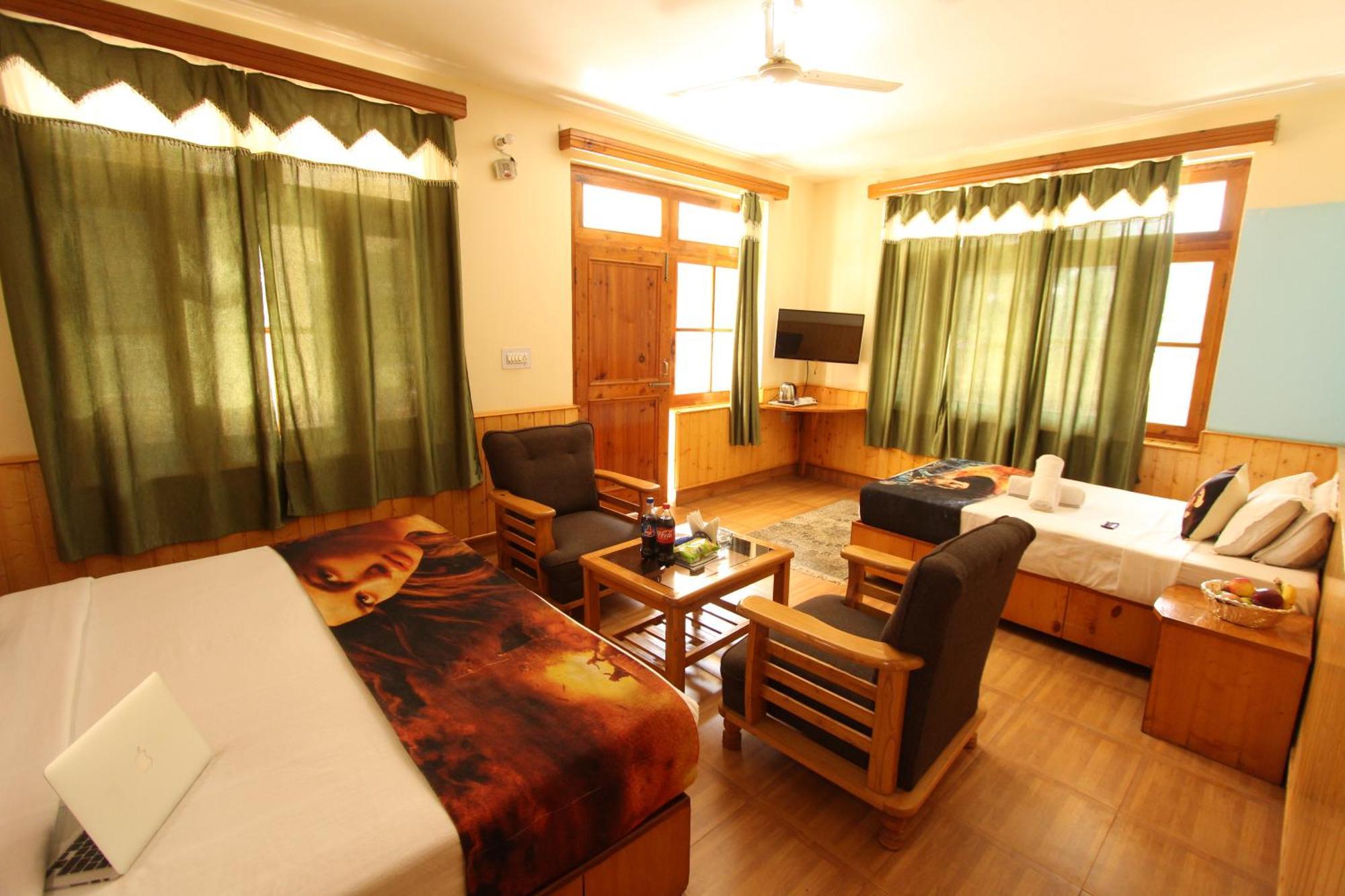 Hotel Purnima Riverside كاسول المظهر الخارجي الصورة